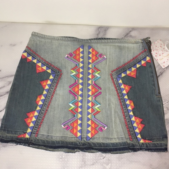 Aztec Embroidered Denim Skirt | Poshmark